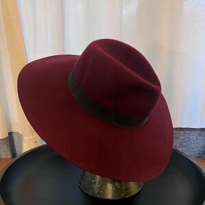 Wide Brim Burgundy Fedora Wool Hat with Black Band
